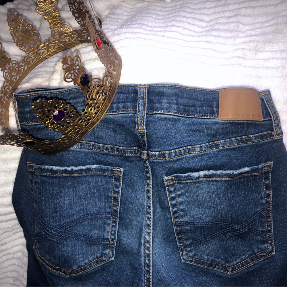 Ripped jeans.